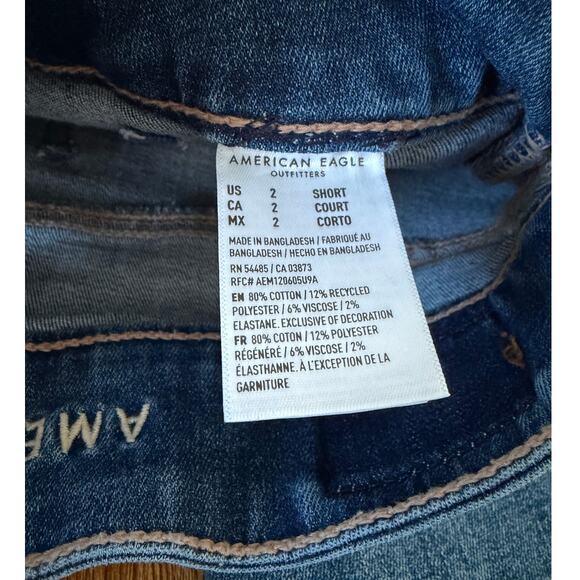 American Eagle Super High Rise Flare Blue Jeans Size 2 Short - Picture 3 of 8